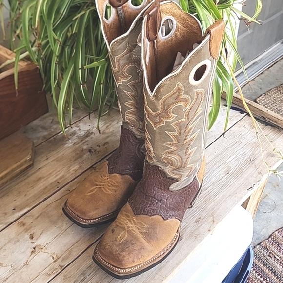 Leather western boots main image 7